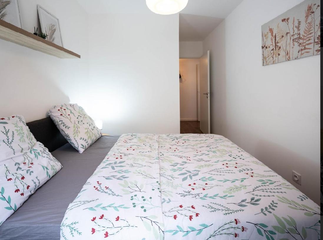 Sejour Unique A Pierrefitte Apartment ภายนอก รูปภาพ